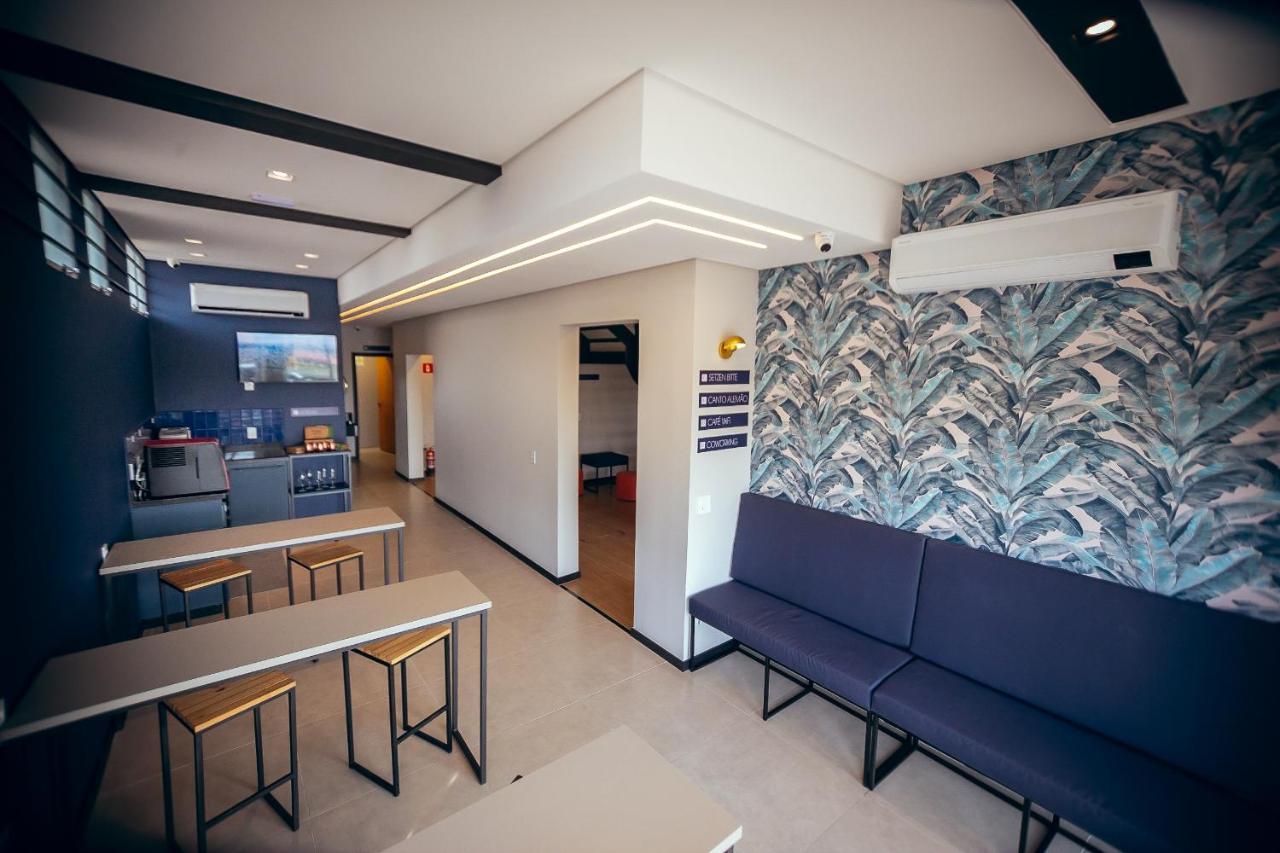 Pratiko Concept Hotel Avare Bagian luar foto