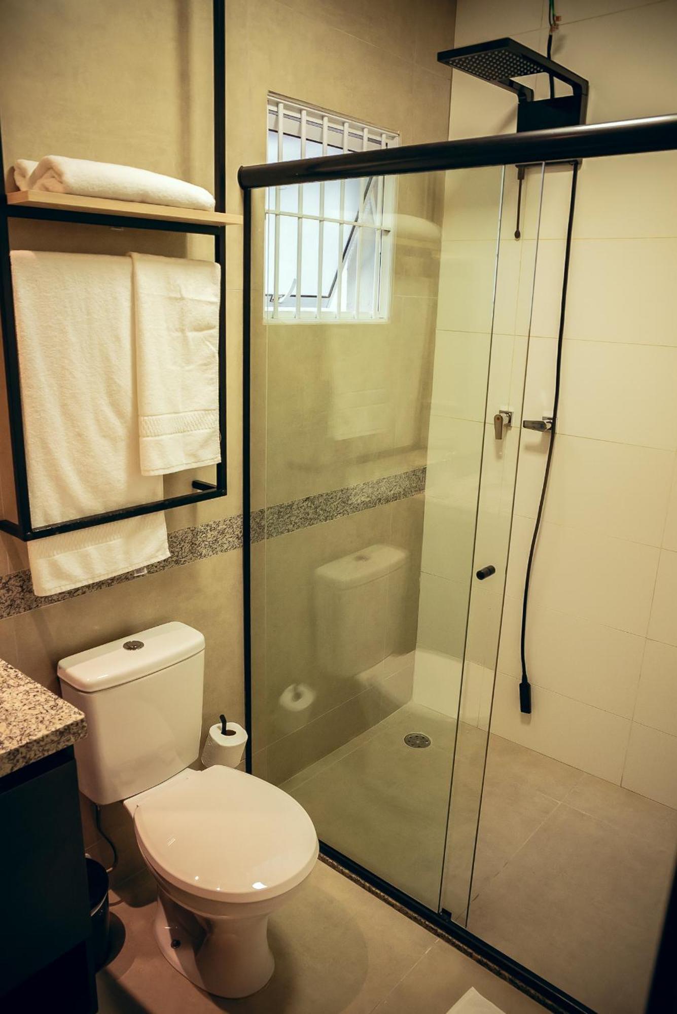 Pratiko Concept Hotel Avare Bagian luar foto